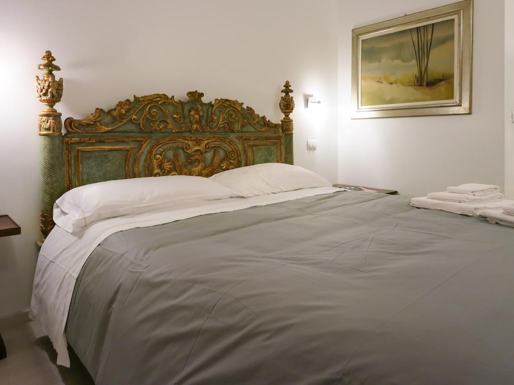 La Locanda Del Pino Bed and Breakfast Milano Eksteriør billede