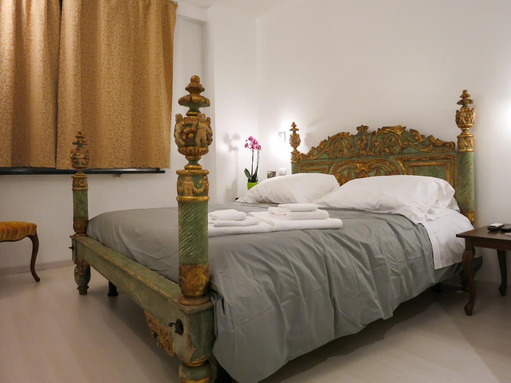 La Locanda Del Pino Bed and Breakfast Milano Eksteriør billede